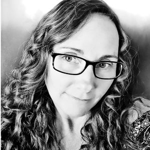 Meet your Posher, Nanette